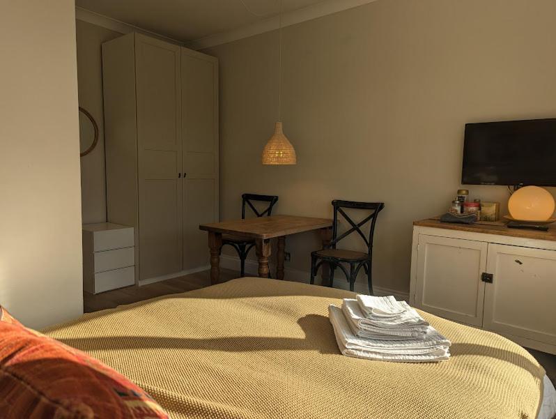 Brookview Guest house 3*